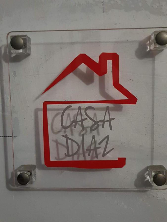 דירות סירקוזה Casa Diaz מראה חיצוני תמונה