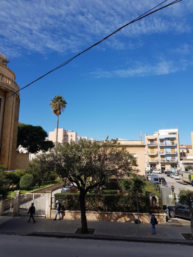 דירות סירקוזה Casa Diaz מראה חיצוני תמונה