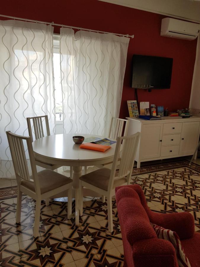 דירות סירקוזה Casa Diaz מראה חיצוני תמונה